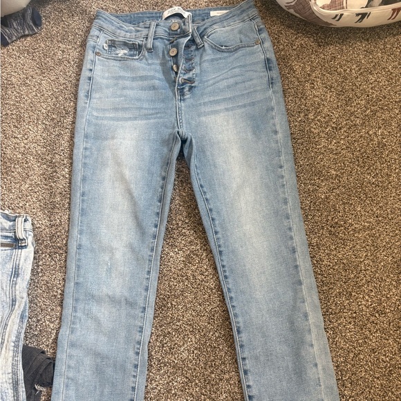 Judy Blue Light Wash Skinny Jeans - Picture 3 of 5